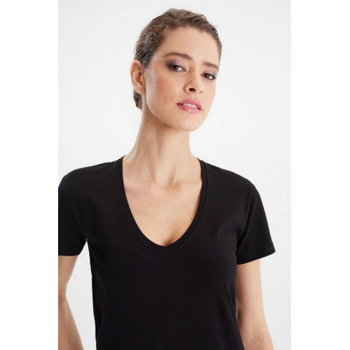 Erdem Siyah Bayan Derin V-Yaka T-Shirt 2059 Renk Siyah Beden XXL Erdem Siyah Bayan Derin V-Yaka T-Shirt 2059 Renk Siyah Beden XXL