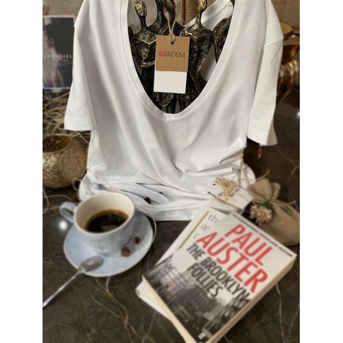 Erdem Beyaz Bayan Derin V-Yaka T-Shirt 2059 Renk Beyaz Beden XXL Erdem Beyaz Bayan Derin V-Yaka T-Shirt 2059 Renk Beyaz Beden XXL