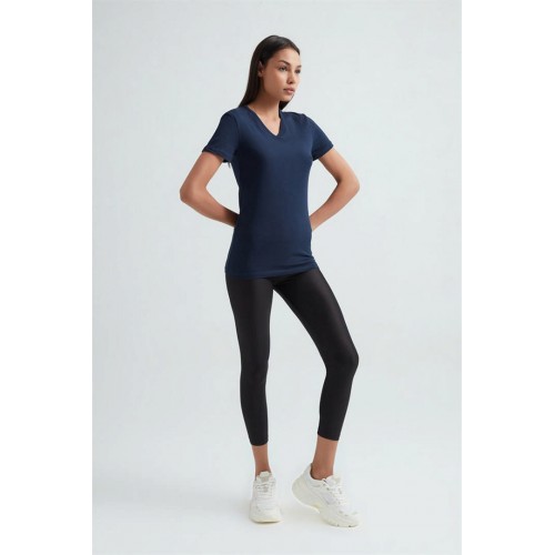 Erdem Lacivert V-Yaka Slim Unisex T-Shirt 1025 Renk Lacivert Beden L Erdem Lacivert V-Yaka Slim Unisex T-Shirt 1025 Renk Lacivert Beden L