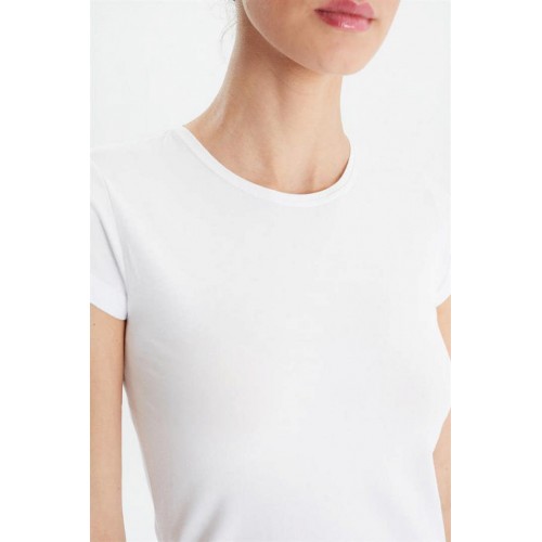 Erdem Beyaz Bisiklet Yaka T-Shirt 2330 Renk Beyaz Beden L Erdem Beyaz Bisiklet Yaka T-Shirt 2330 Renk Beyaz Beden L