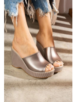 Tlay Platin Cilt Dolgu Topuk Terlik (Numara: 39)