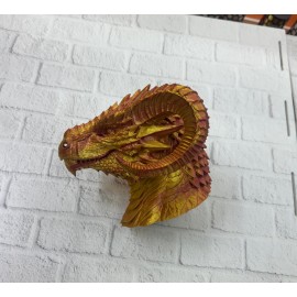 Altın Kırmızı Ejderha Figürü