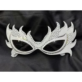 Taşlı Göz Kamaştıran Gecenin Yıldızı Beyaz Parti Alev Gözlük