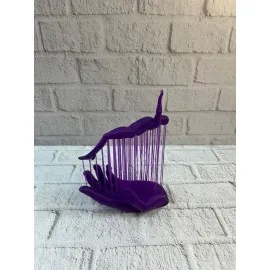 El İnsan Figürü Mor