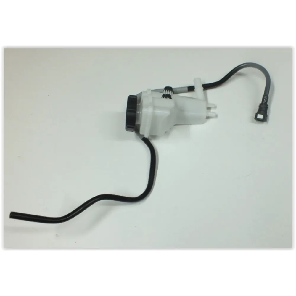 Direksiyon Hidrolik Deposu Kapakli (Borulu) Filtreli Fiesta