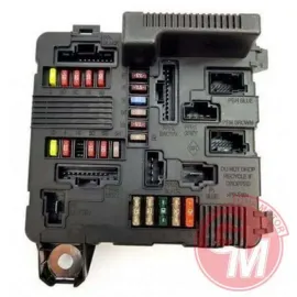 SİGORTA KUTUSU MEGANE II 8200306033-8200262385