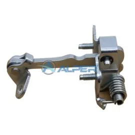 Kapi Gerigis Ön R-L Dokker