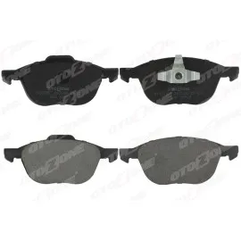 Ön Balata Focus 04 07 14 Cmax 1.6 Tdci 03 07 11 Volvo S40 04 V50 04 C30 V70 Mazda 3 5 Gdb1583