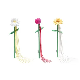 Beeztees Kedi Oltası, Çiçek Çeklinde, Peluş ve Kurdelalar, Çeşitli Renklerde, 45x6x3cm