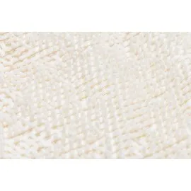 Beeztees Yavru Köpek Oyuncağı, Peluş, Beyaz, 37X28X4Cm