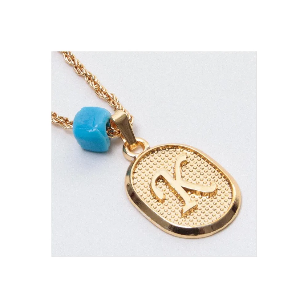 Plastik Boncuklu Burgulu Harfli Kolye-K