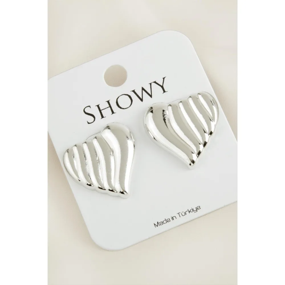 Kalp Çizgili Yeni Sezon Metal Küpe-Gümüş Rengi