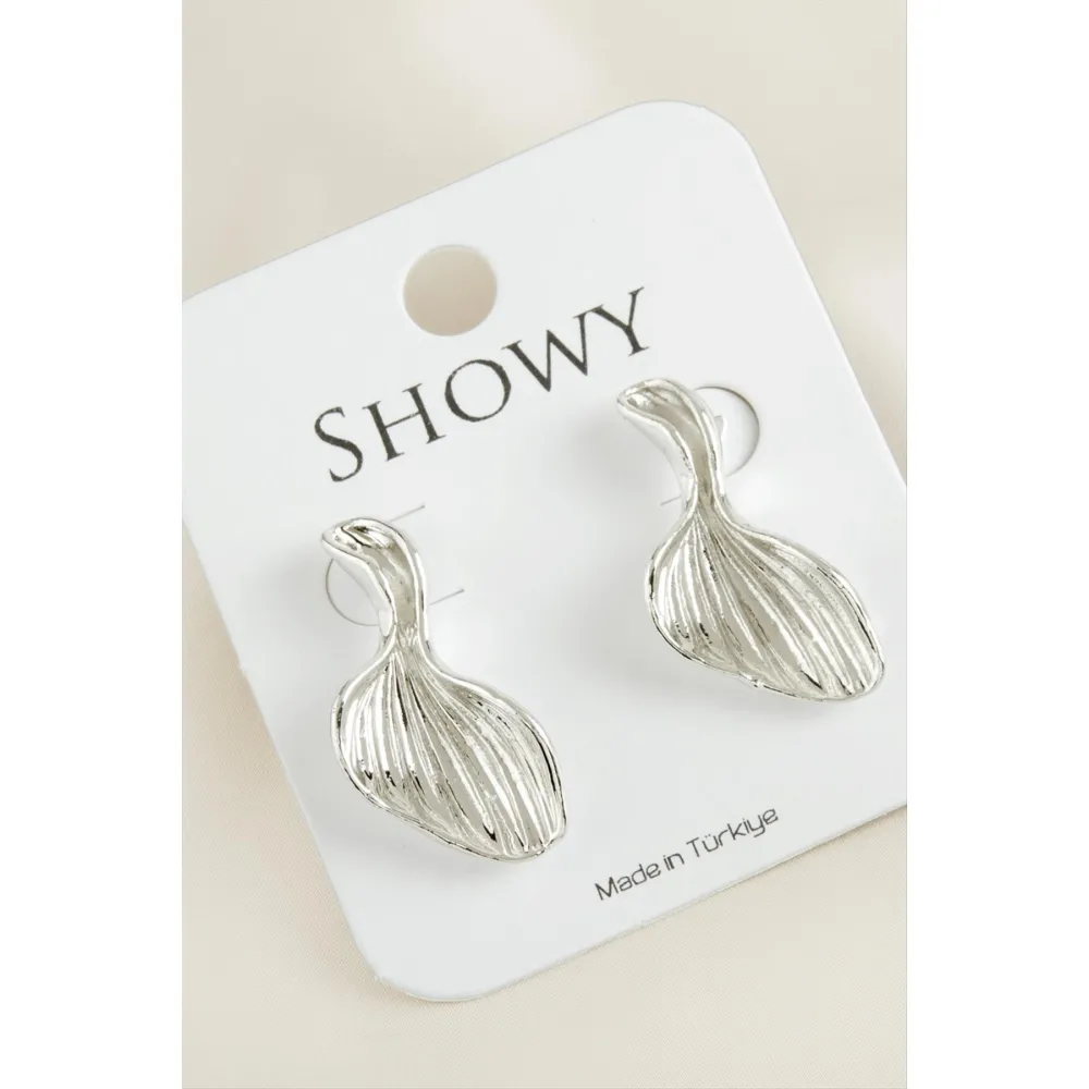 Deniz Kabuğu Tasarımlı Yeni Sezon Metal Küpe-Gümüş Rengi