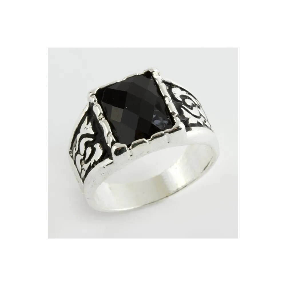 Kristal Taşlı Metal Erkek Yüzük-Siyah