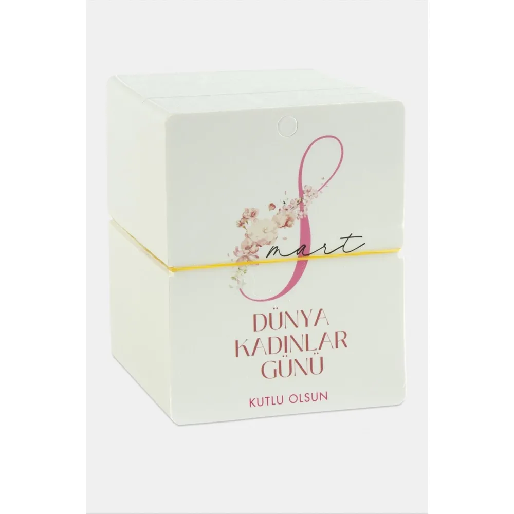 Dünya Kadınlar Günü Bileklik Kartı-Beyaz