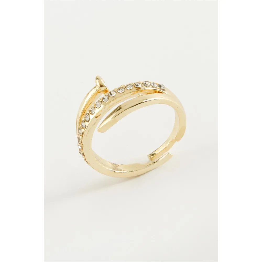 Çivi Taşlı Yüzük-Gümüş Rengi