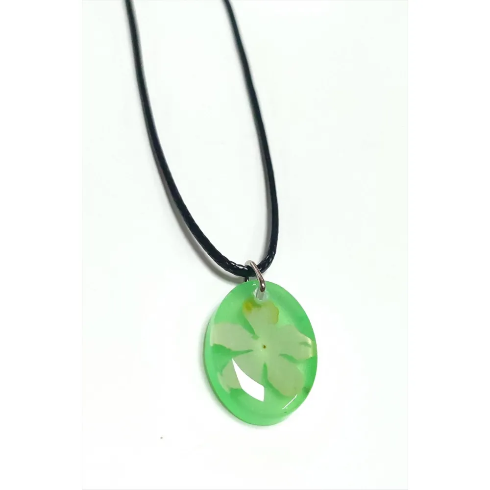 Kartopu Çiçeği Oval Epoksi Kolye-Yeşil