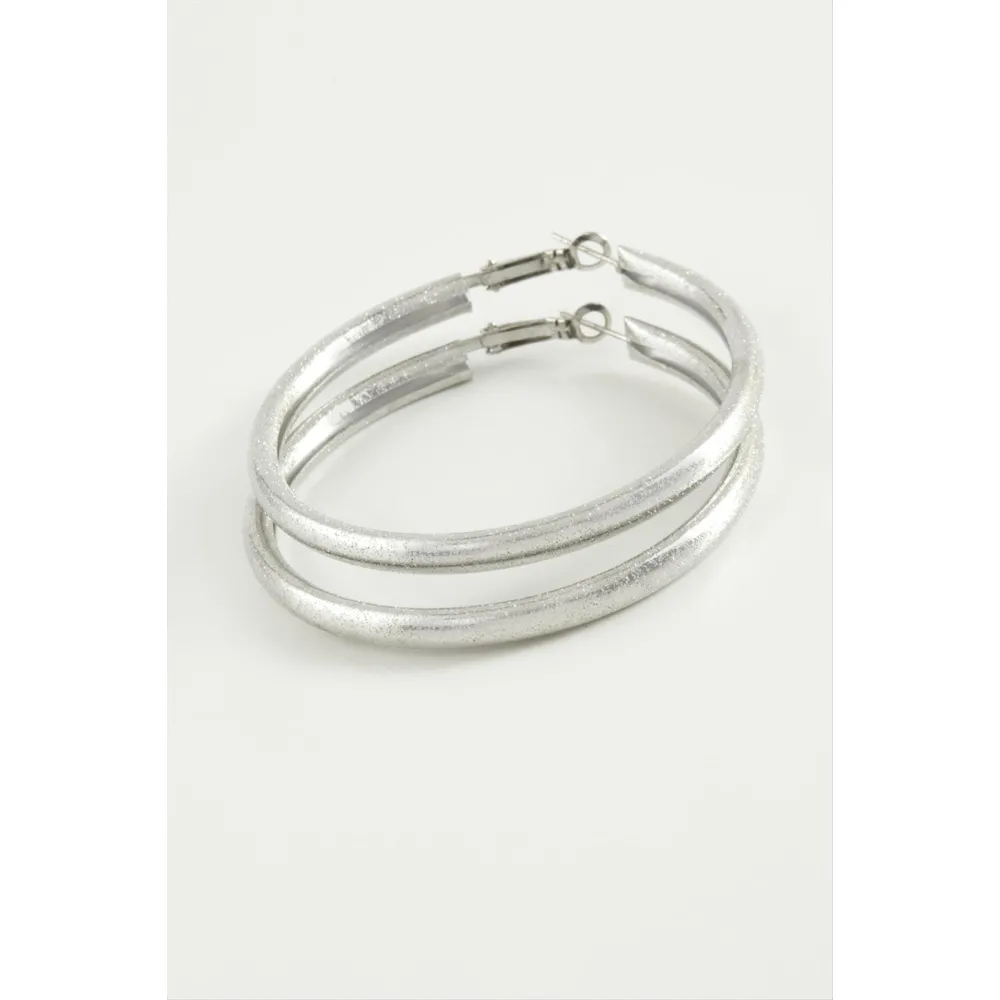 Simli Boru Halka Küpe 4,5 cm-Gümüş Rengi