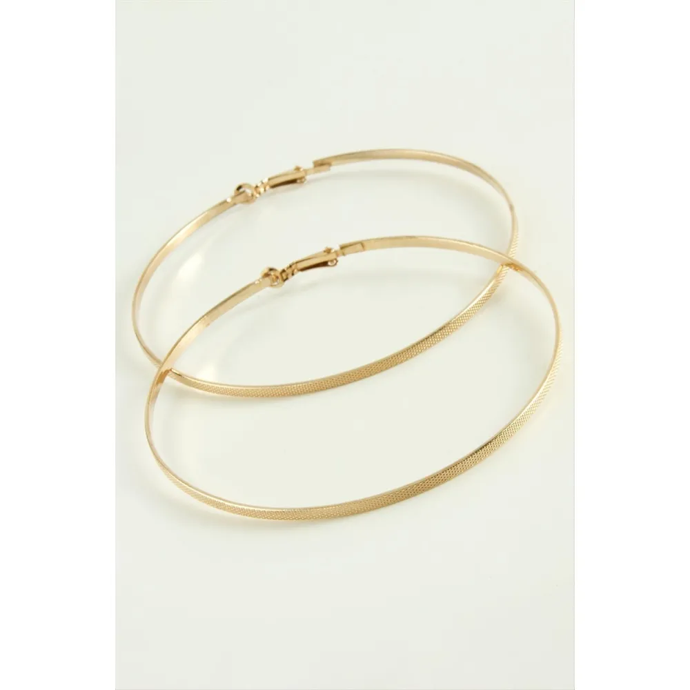 Noktalı Metal Halka Küpe 9-10 cm-9 cm