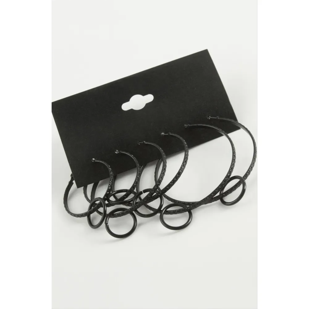 Çizgili Metal Halka Küpe 6 Adet-Siyah
