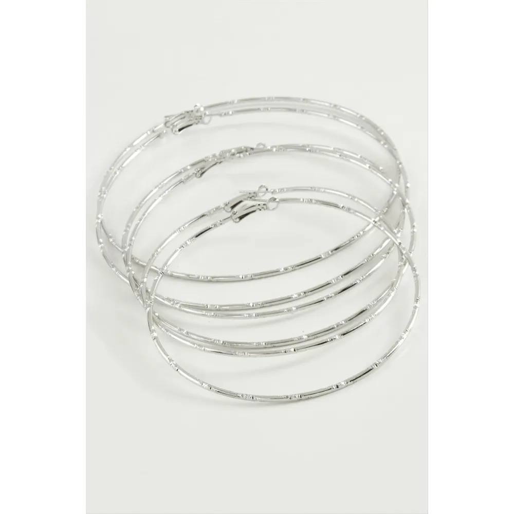 Noktalı Metal Halka Küpe 6 Adet-Gümüş Rengi