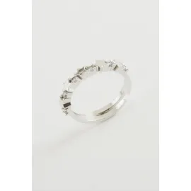 Yıldız Taşlı Yüzük-Gümüş Rengi