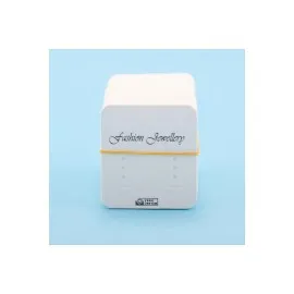 4 Delikli Küpe Kartı-Beyaz