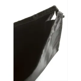 Siyah Renkli Makyaj Çantası-Siyah