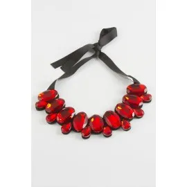 Oval Taşlı Yaka Kolye-Kırmızı