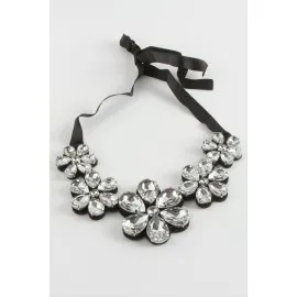 Papatya Taşlı Yaka Kolye-Gümüş Rengi