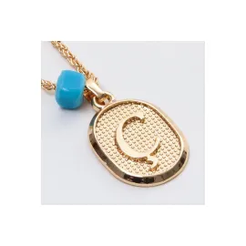 Plastik Boncuklu Burgulu Harfli Kolye-Ç