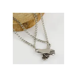 Çift El Figürlü Kolye-Gümüş Rengi