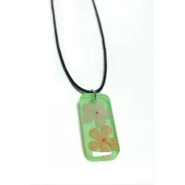 Kartopu Çiçeği Dikdörtgen Epoksi Kolye-Yeşil