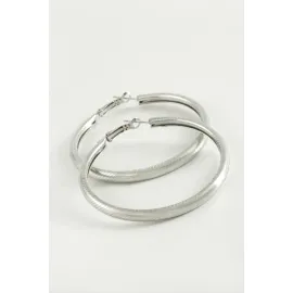 Çizgili Boru Halka Küpe 5,5 cm-Gümüş Rengi