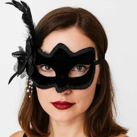 Siyah Renk Yandan Tüylü Beyaz İncili Süet Kaplama A Kalite Lüks Parti Maskesi 20X23 Cm