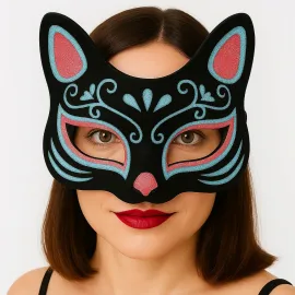 Siyah Renk Süet Kaplama Üzeri Mavi Kırmızı Simli Kedi Maskesi 17x14 cm