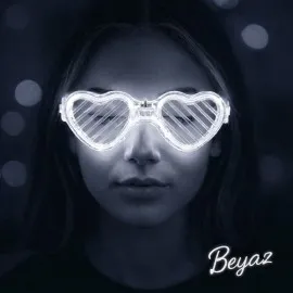 Beyaz Led Işıklı Kalp Gözlük – 3 Modlu Parti & Glow Gözlüğü