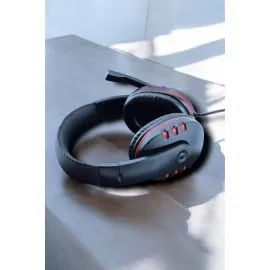 Yüksek Ses Kalitesi Ve Aktif Gürültü Engelleme Özellikli Kablolu Mikrofonlu Kulaklık