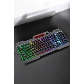 Led Işıklı Oyuncu Klavye Usb Girişli Rgb Işıklı Q Klavye Mouse Hediyeli