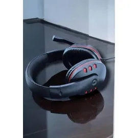 Güçlü Bass Ve Suya Dayanıklı, Kablolu Oyuncu Kulaklığı Ile Kesintisiz Deneyim