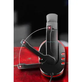 Mikrofonlu, Gürültü Engelleyici Ve Dayanıklı Kulaklık: Oyun Performansınızı Zirveye Taşıyın