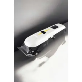 Yeni Nesil Tıraş Makinesi Uzun Şarjlı Paslanmaz Çelik Bıçaklı