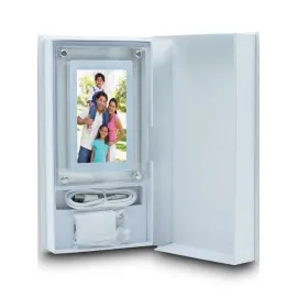 DİJİTAL FOTOĞRAF ÇERÇEVESİ