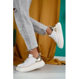 Yürüyüş Ayakkabısı