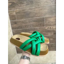 Tenda Yeşil Cilt Terlik (Numara: 38)