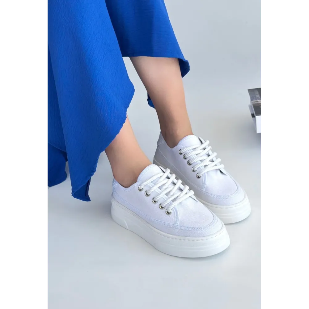 Carin Beyaz Keten Bağcıklı Spor Ayakkabı (Numara: 40)