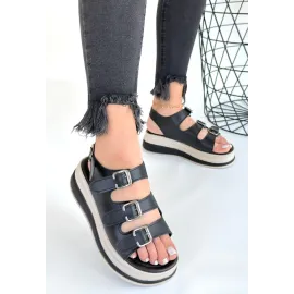 Jatay Siyah Cilt Sandalet (Numara: 39)