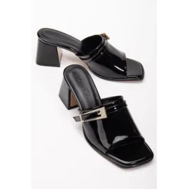 Ziva Siyah Rugan Topuklu Terlik (Numara: 39)