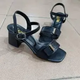 Ruty Siyah Cilt Topuklu Ayakkabı (Numara: 38)