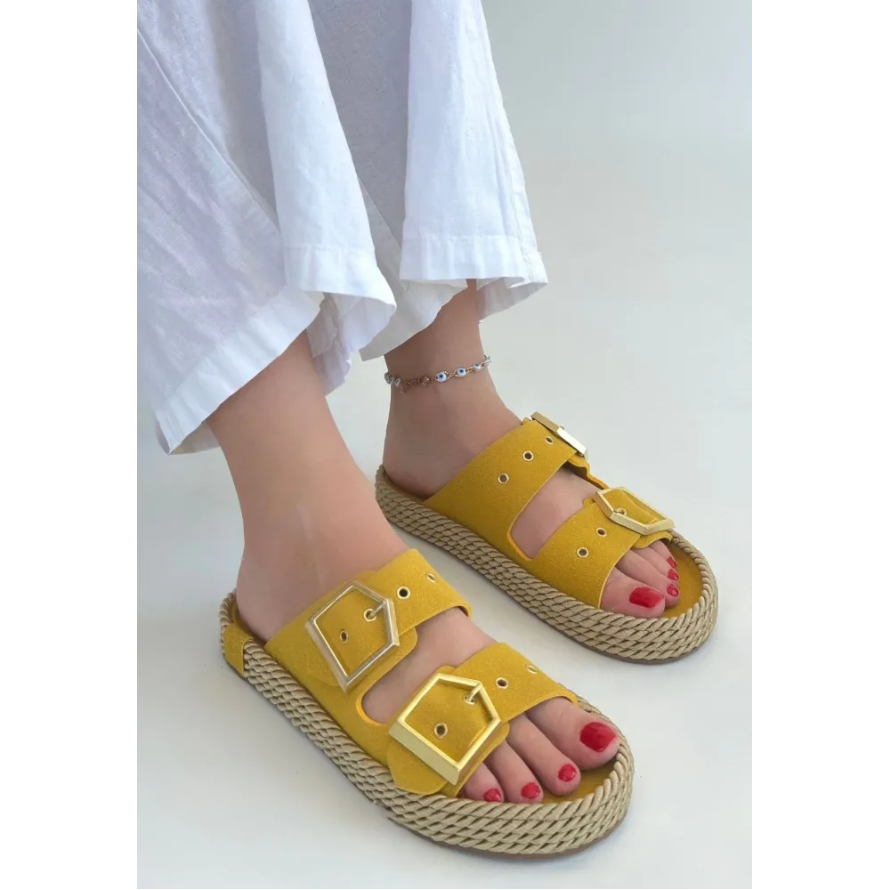 Loera Sarı Nubuk Çift Tokalı Terlik (Numara: 37)